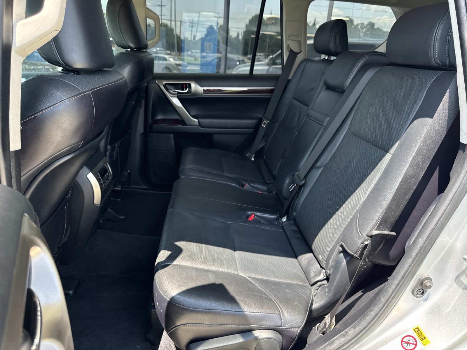 2018 Lexus GX 460 Premium photo 35