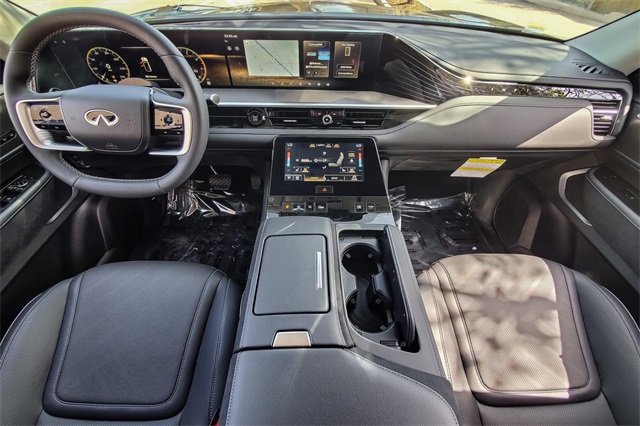 2025 Infiniti QX80 Luxe photo 22