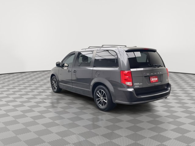 2017 Dodge Grand Caravan GT photo 2