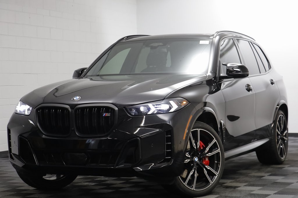 2025 BMW X5 M60i's photo