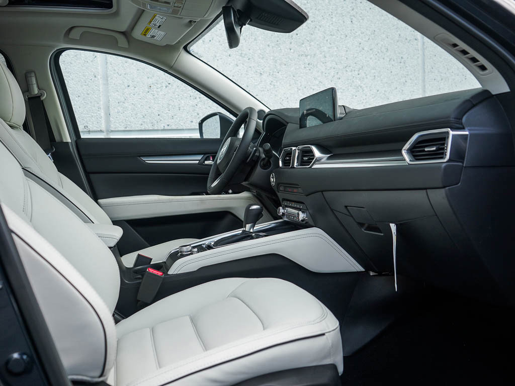 2025 Mazda CX-5 2.5 Premium Plus photo 9