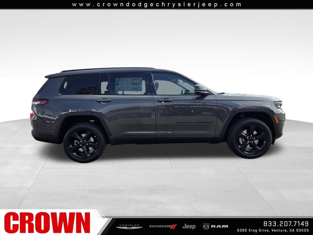 2025 Jeep Grand Cherokee Limited photo 4