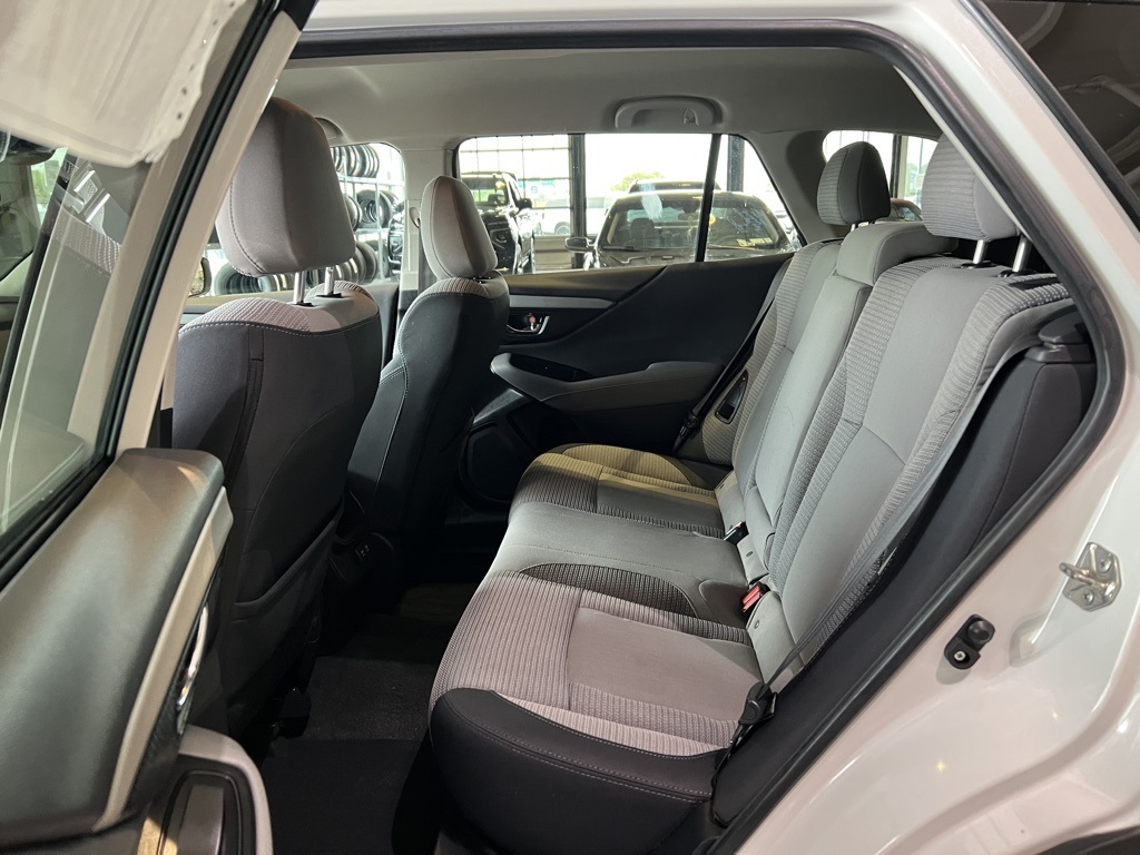 2020 Subaru Outback Premium photo 21