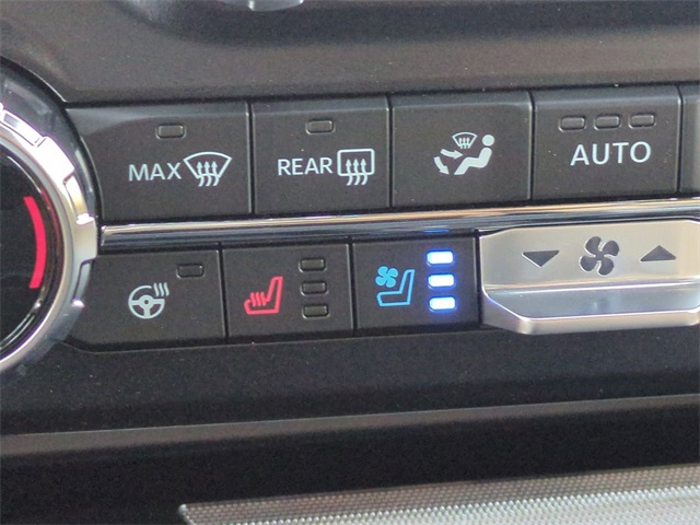 2025 Ford F-350 photo 22