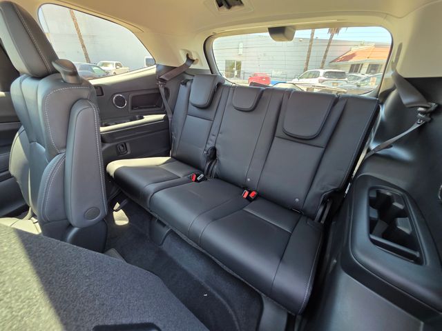2025 Subaru Ascent Touring photo 18