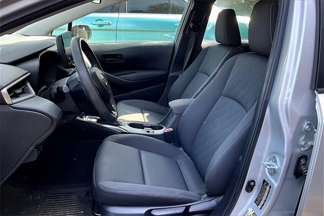 2024 Toyota Corolla LE photo 5