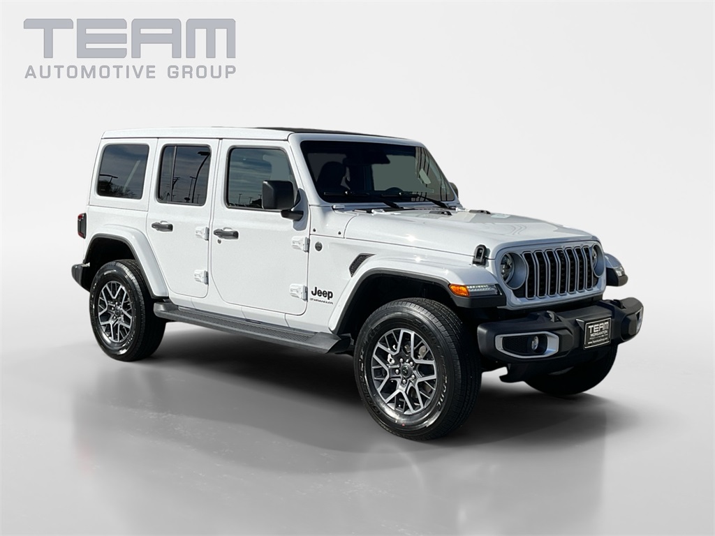 2026 Jeep Wrangler 4-Door Sahara's photo