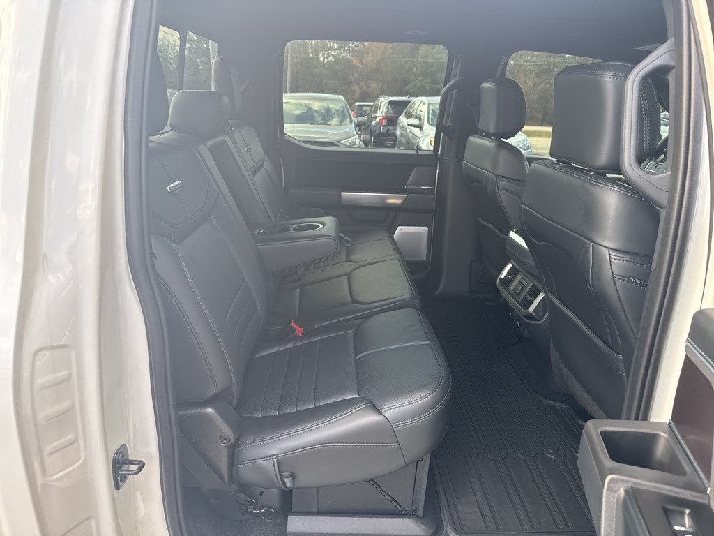 2025 Ford F-150 Platinum photo 4