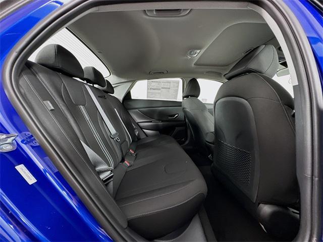 2025 Hyundai Elantra SEL Convenience photo 34