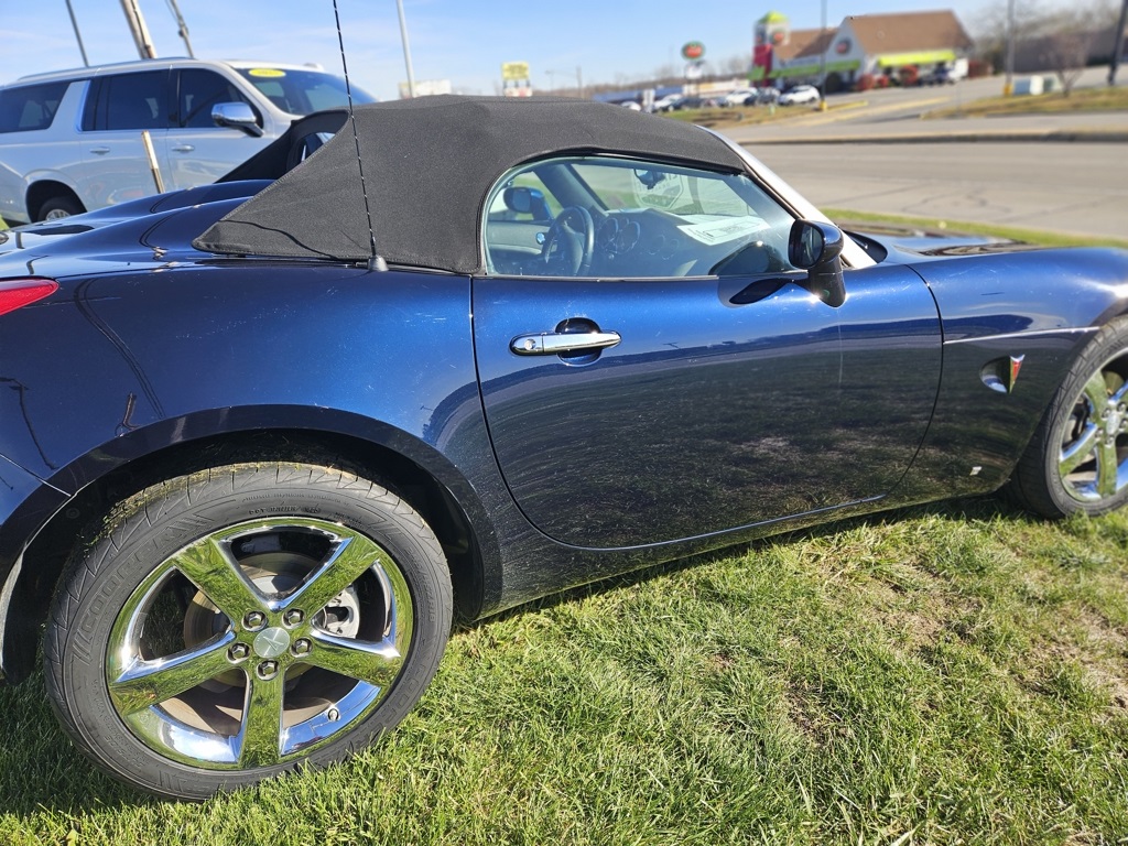 2008 Pontiac Solstice GXP Turbo CV photo 2