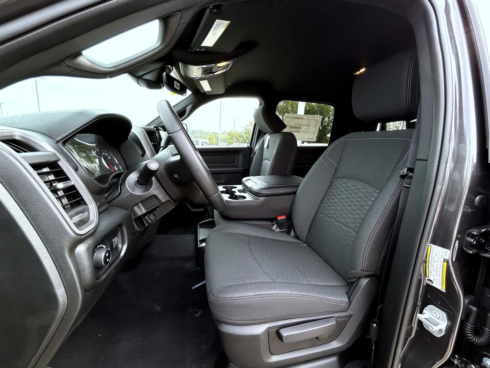 2026 Ram 2500 Tradesman photo 9