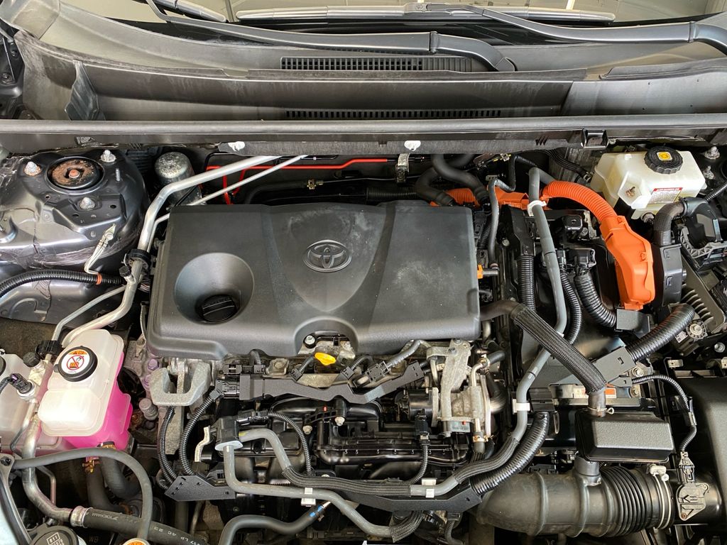 2019 Toyota RAV4 Hybrid LE photo 20