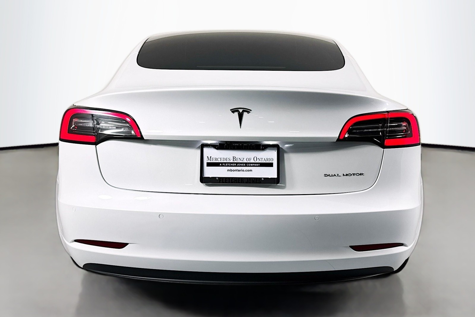 2022 Tesla Model 3 Long Range photo 3