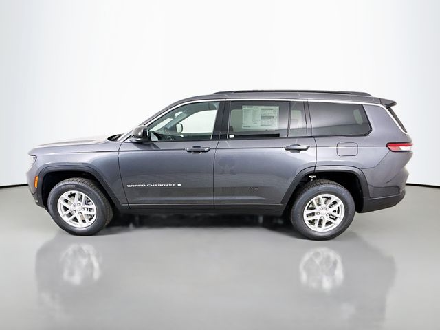 2025 Jeep Grand Cherokee Laredo X photo 4