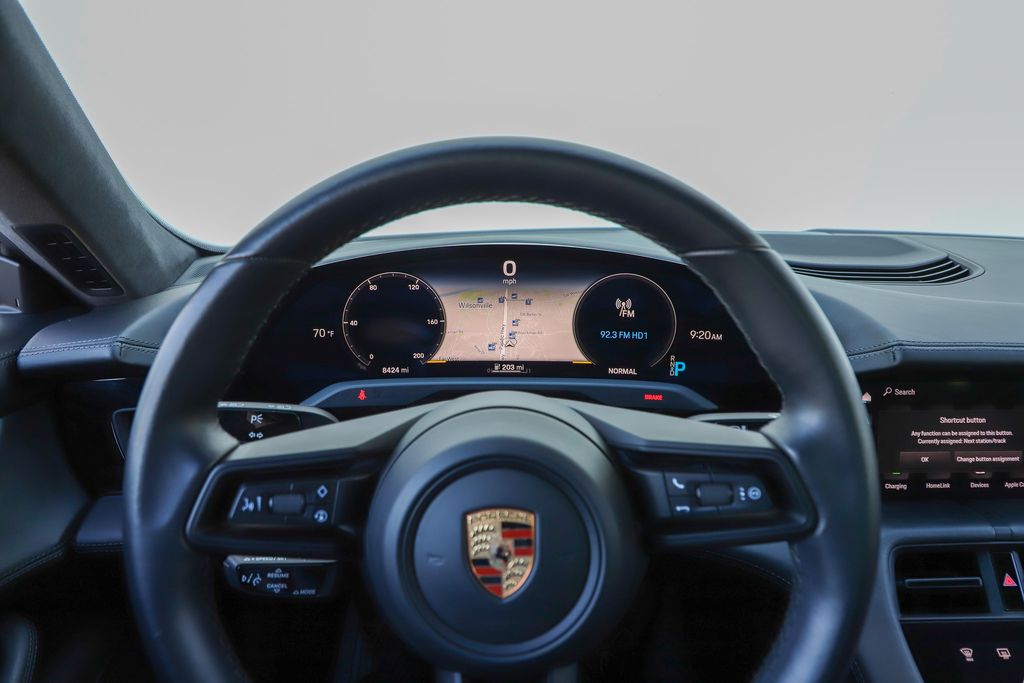 2020 Porsche Taycan Turbo photo 15