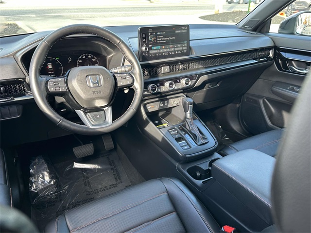 2025 Honda CR-V Hybrid Sport Touring photo 2