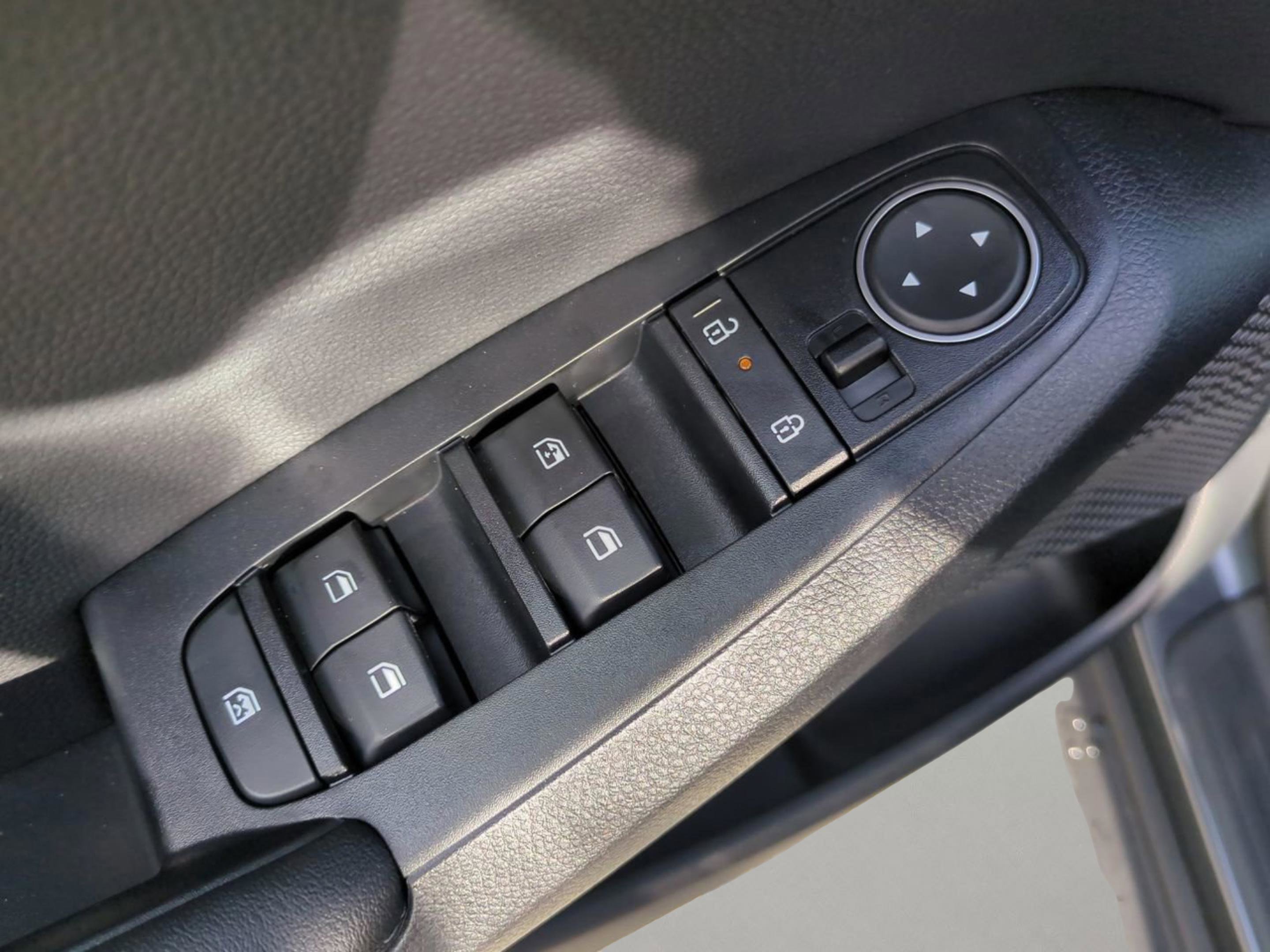 2026 Kia Seltos S photo 19