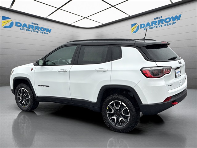 2026 Jeep Compass Trailhawk photo 2
