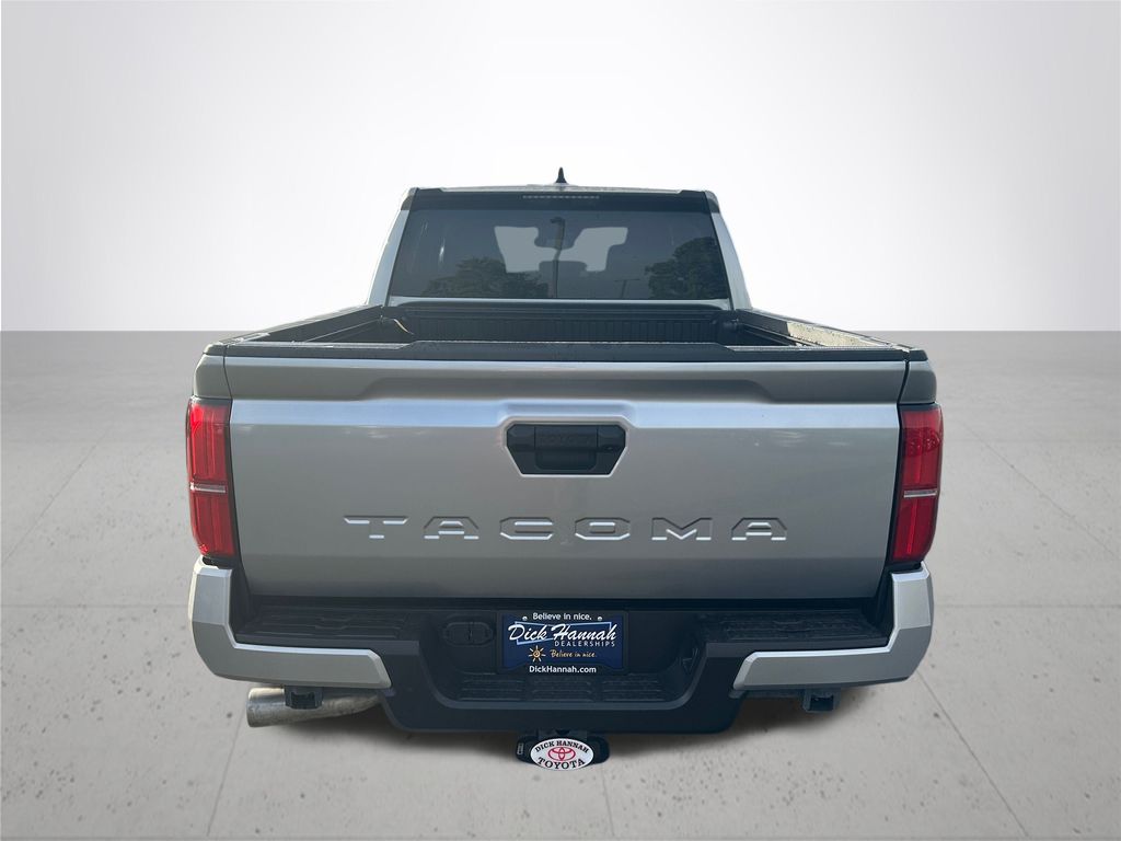 2025 Toyota Tacoma SR5 photo 8