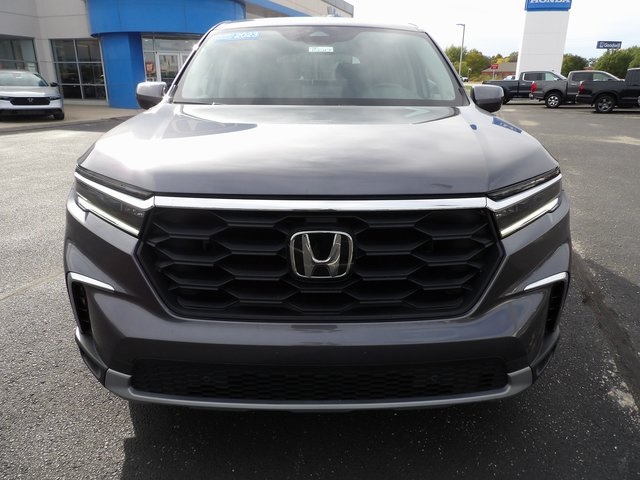 2023 Honda Pilot EX-L photo 2