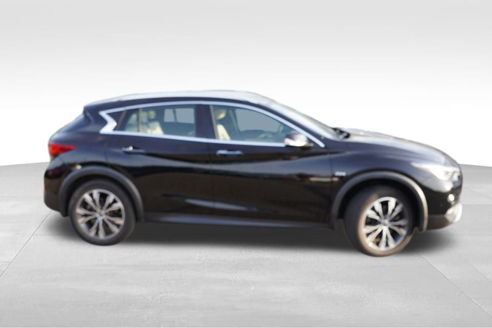 Used 2018 INFINITI QX30 Premium with VIN SJKCH5CR5JA048258 for sale in Lakeville, MN