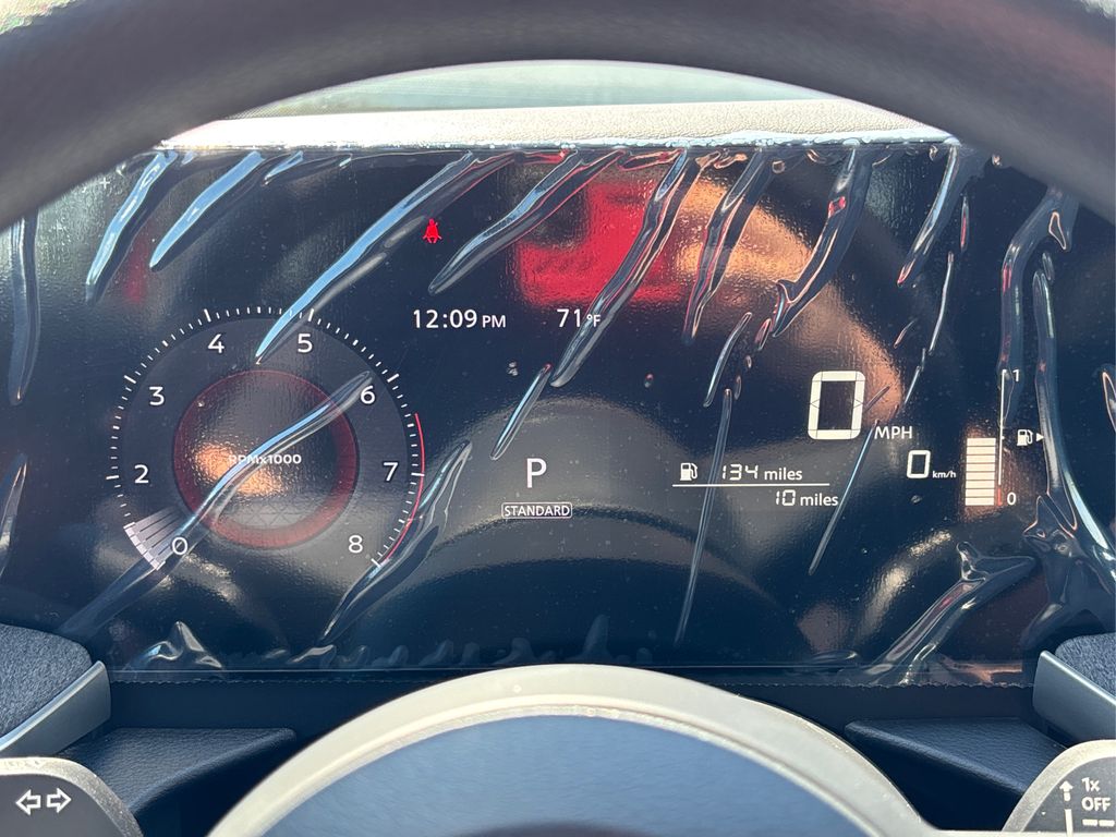 2025 Nissan Kicks SV photo 11