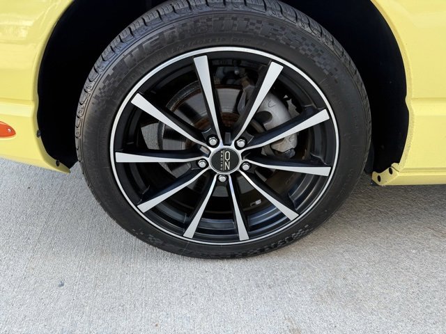 2002 Ford Thunderbird Base photo 11