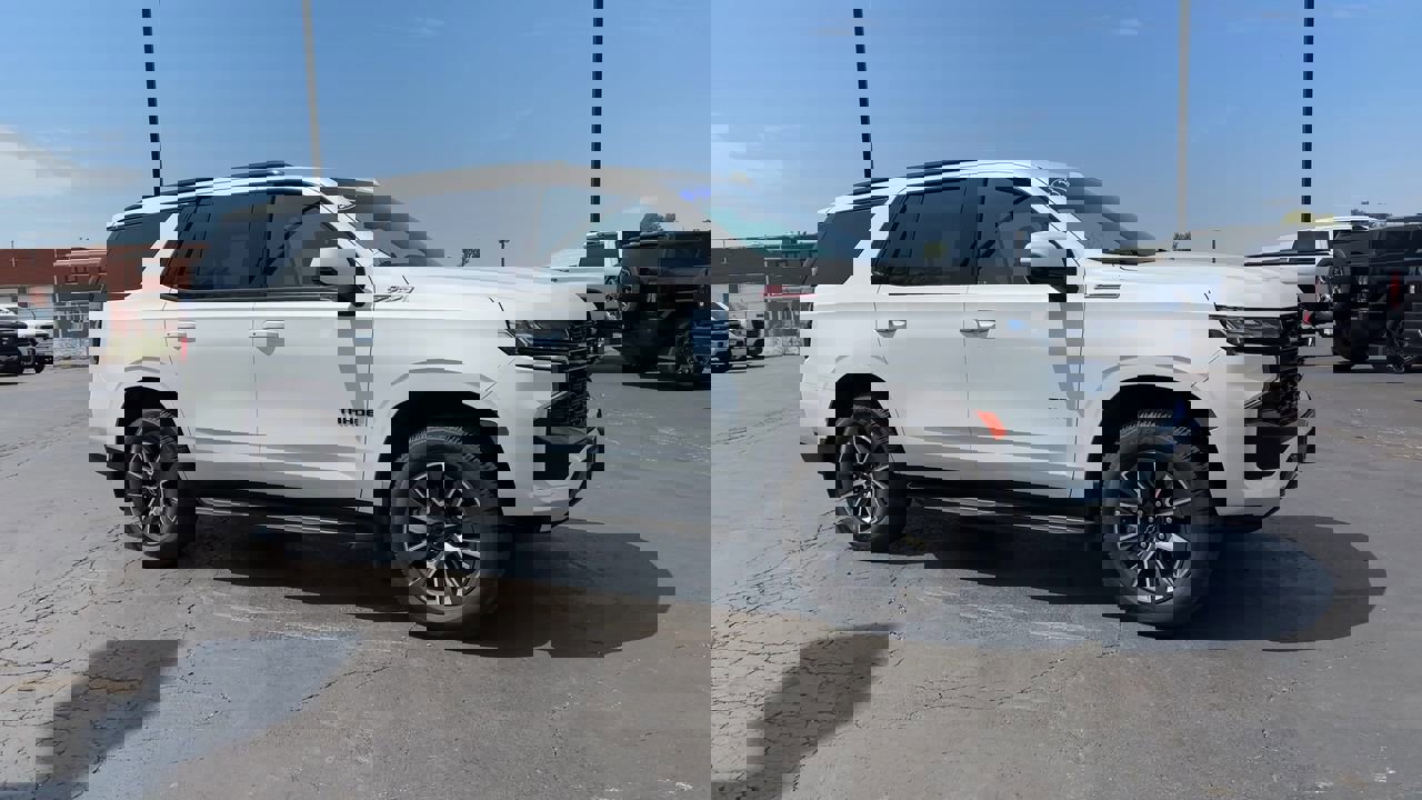 2023 Chevrolet Tahoe Z71 photo 2