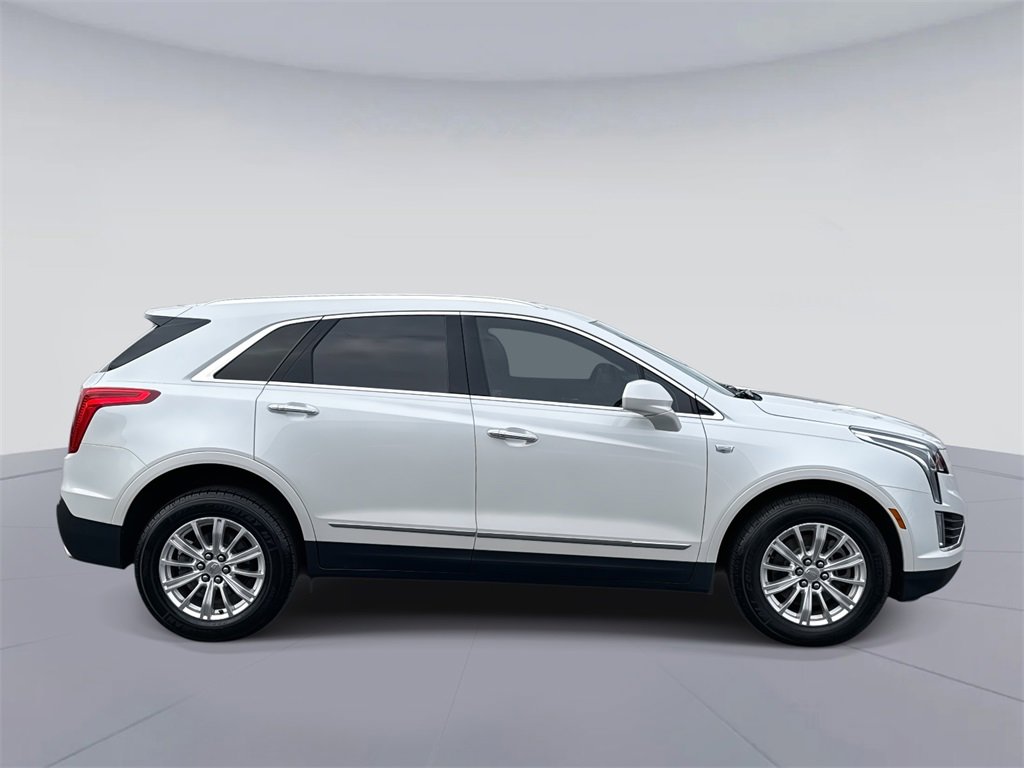 Used 2018 Cadillac XT5 Base with VIN 1GYKNBRS5JZ104131 for sale in Beachwood, OH