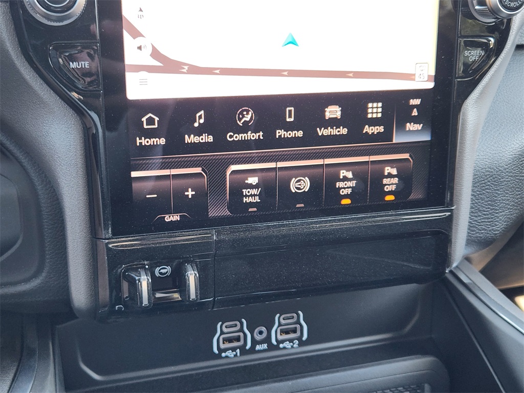 2025 Ram 2500 Laramie photo 13
