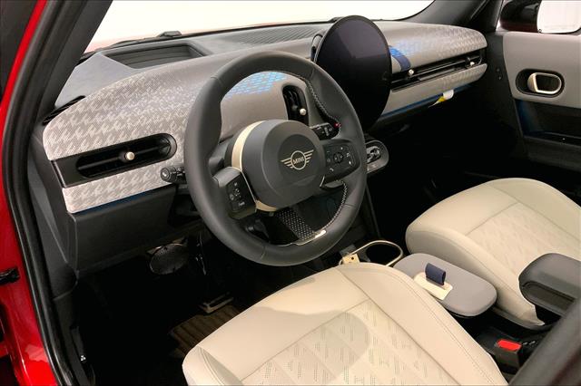 2025 Mini Cooper S Hardtop photo 21