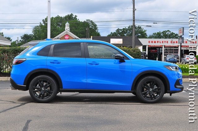 2026 Honda HR-V Sport photo 2