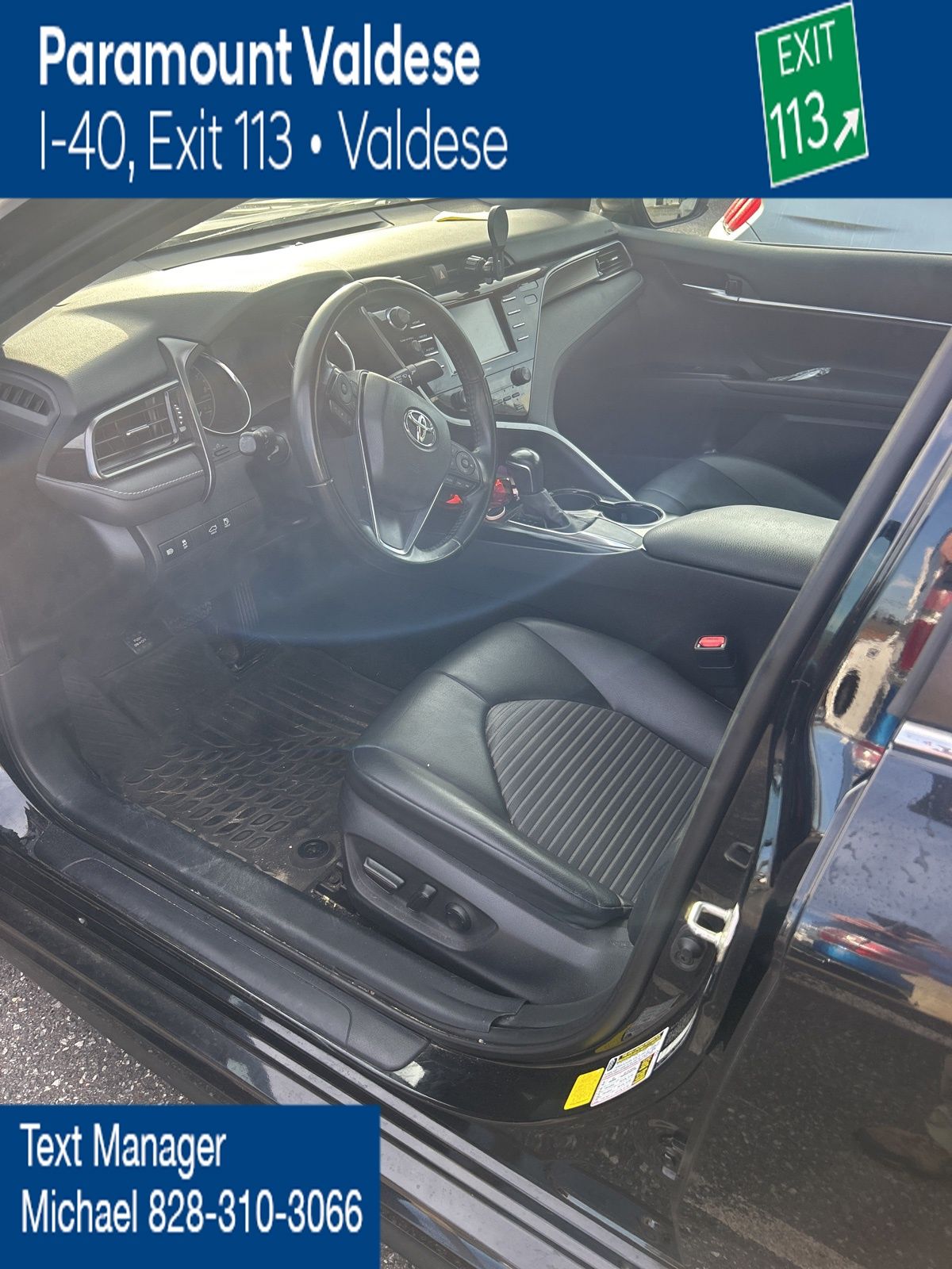 2020 Toyota Camry SE's photo