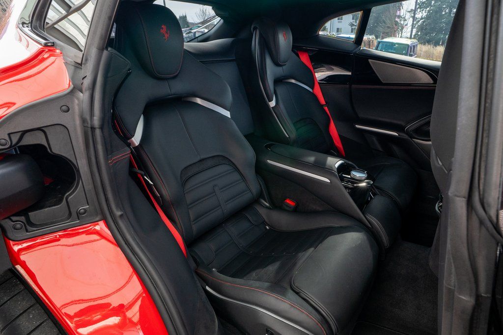 2024 Ferrari Purosangue photo 21