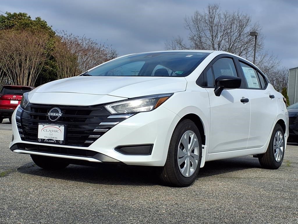 2025 Nissan Versa S photo 4