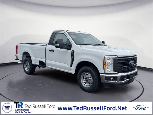 2025 Ford F-250 XL photo 3