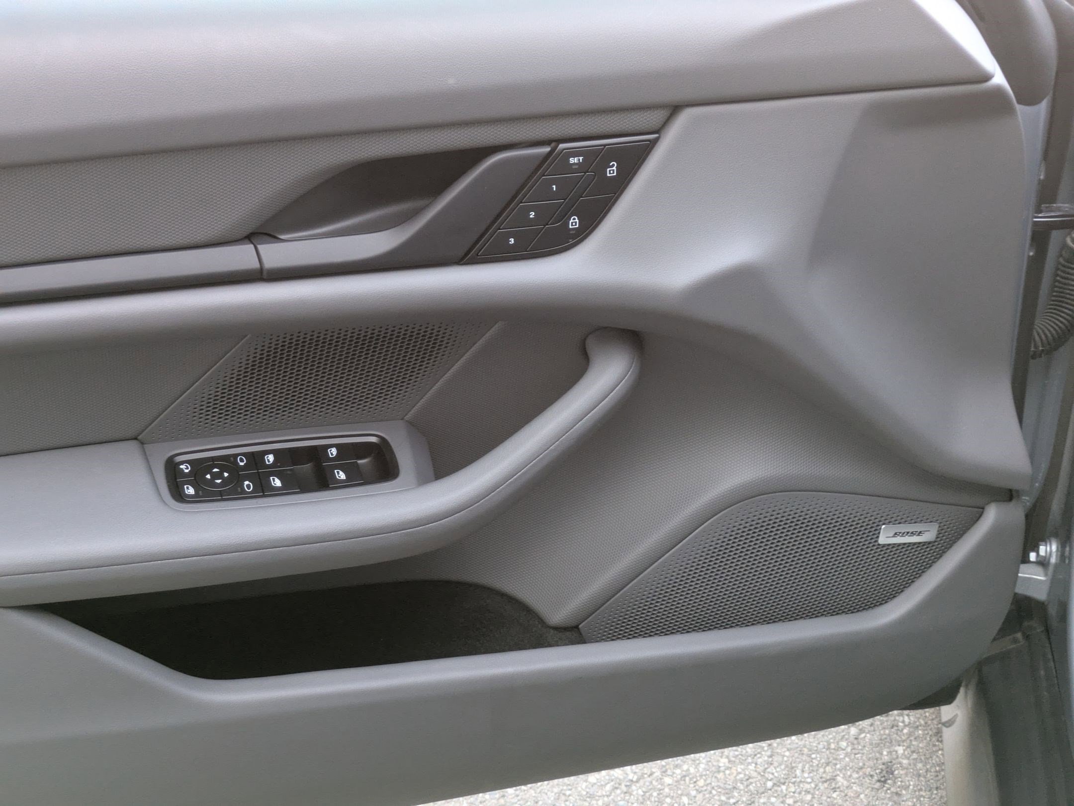 2022 Porsche Taycan 4S photo 12