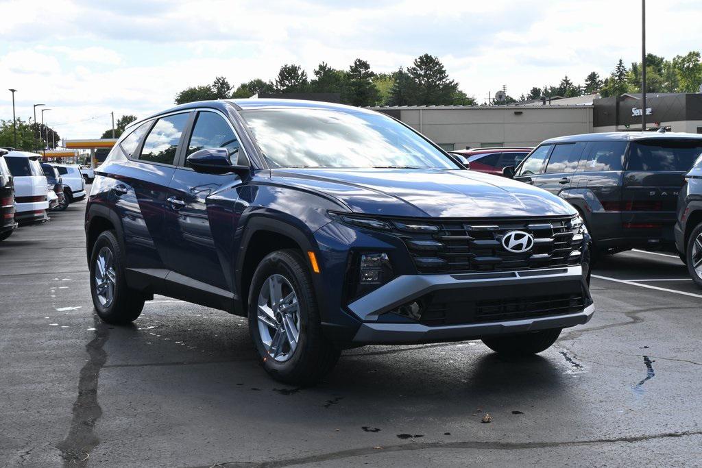 2025 Hyundai Tucson SE's photo
