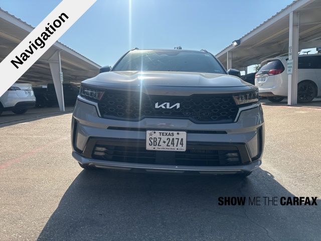 2022 Kia Sorento EX photo 2