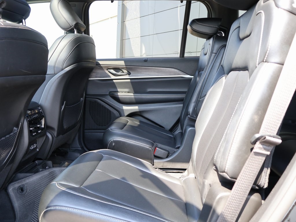 2024 Jeep Grand Cherokee Limited photo 19