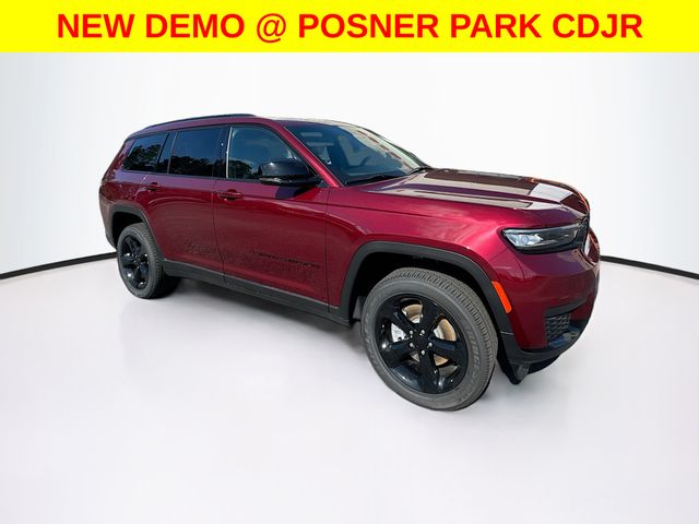 2025 Jeep Grand Cherokee Altitude X photo 3