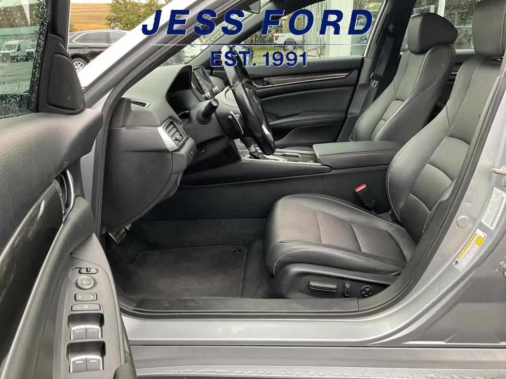 2021 Honda Accord Sport photo 13