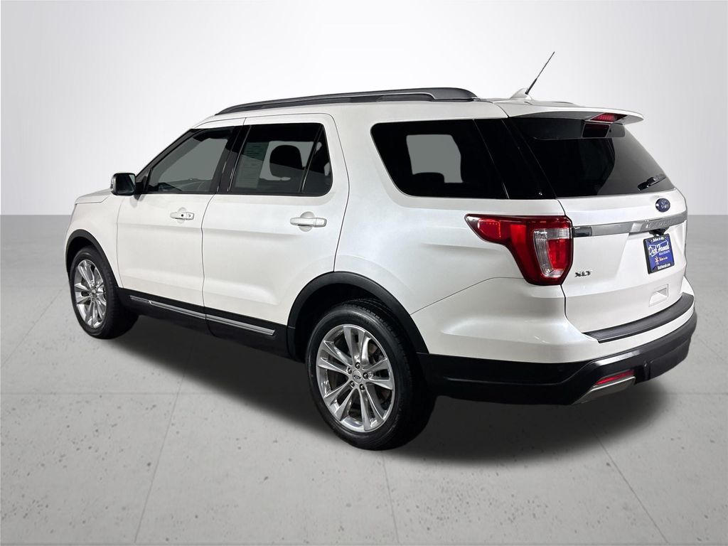 2019 Ford Explorer XLT photo 8