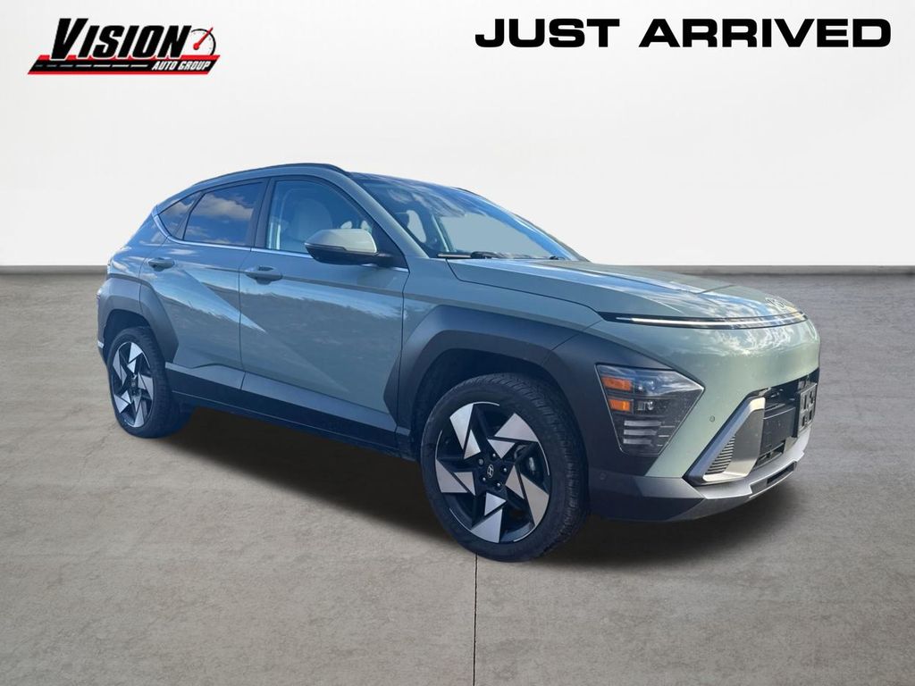 2024 Hyundai Kona Limited photo 3