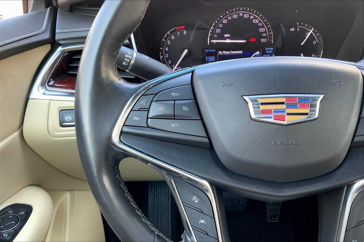2019 Cadillac XT5 Luxury photo 23