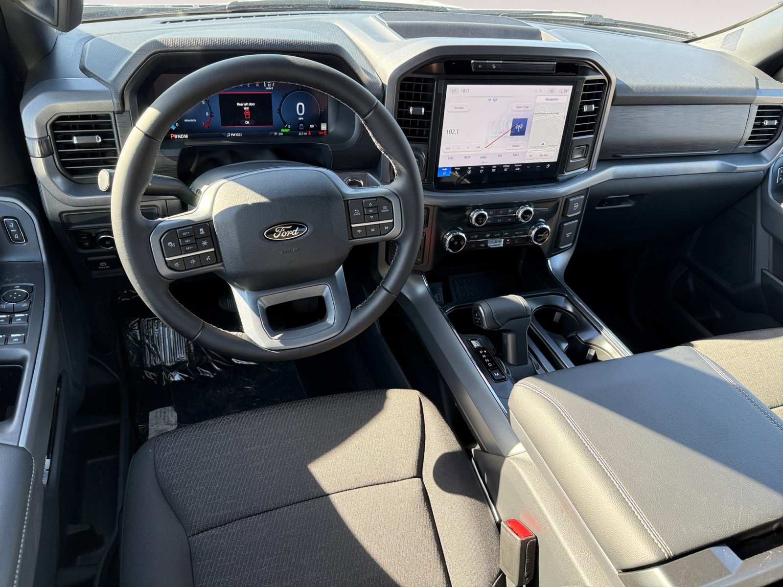 2025 Ford F-150 XLT photo 14