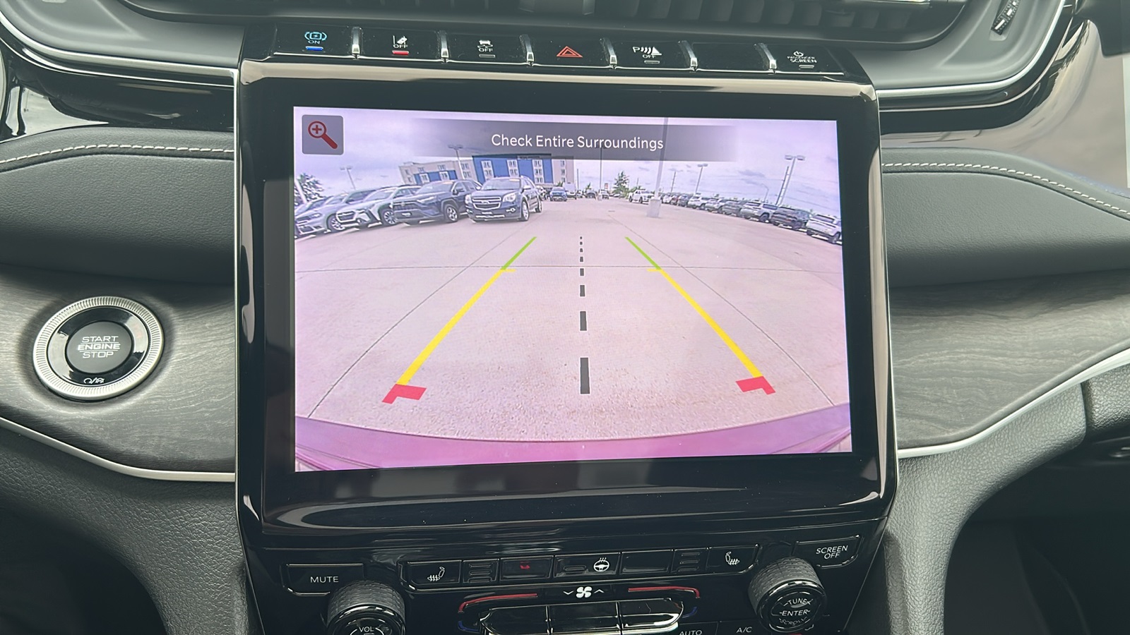 2023 Jeep Cherokee Base photo 23