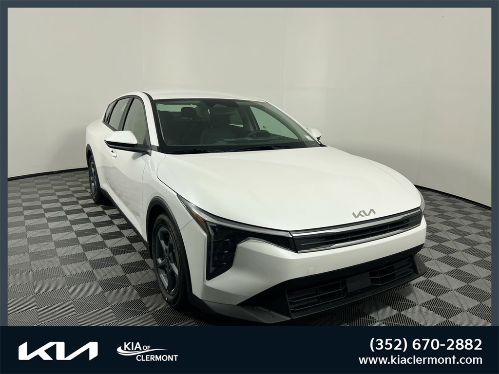 2025 Kia K4 LXS's photo