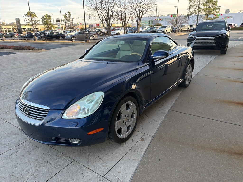 2004 Lexus SC 430's photo