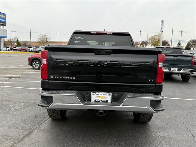 2026 Chevrolet Silverado 1500 LT photo 4